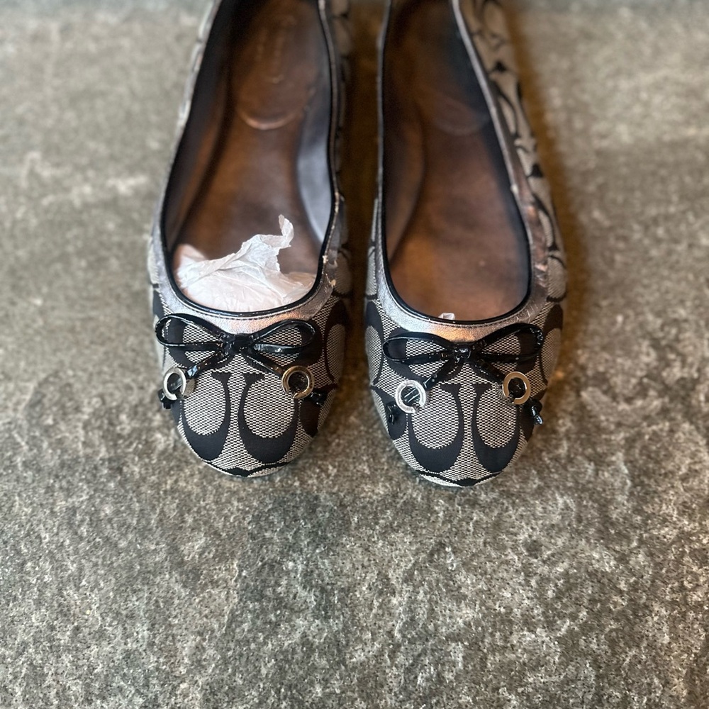 Coach Black and Gray Patterned Flats